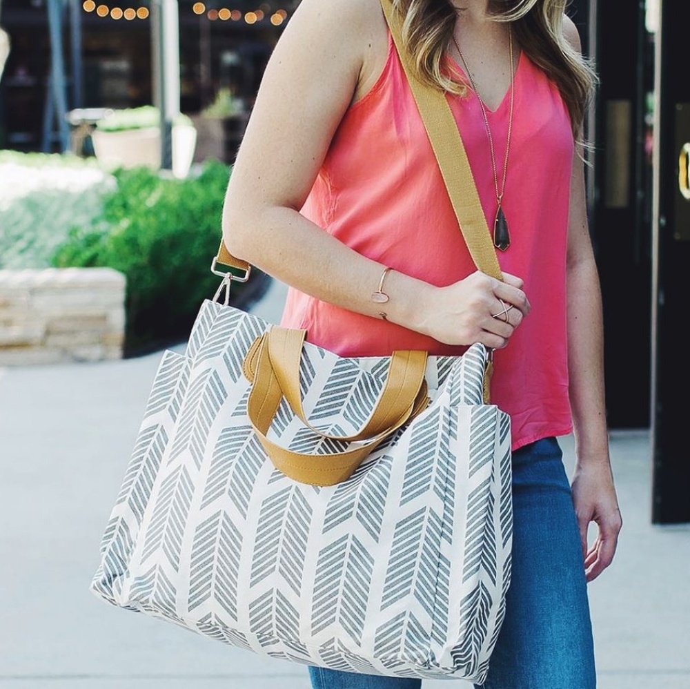 Gray Arrows Weekender Tote Bag NWT